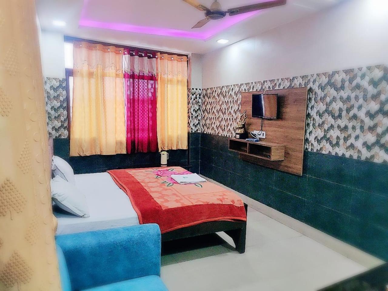 Hotel Vishal Palace Unnao Exterior photo