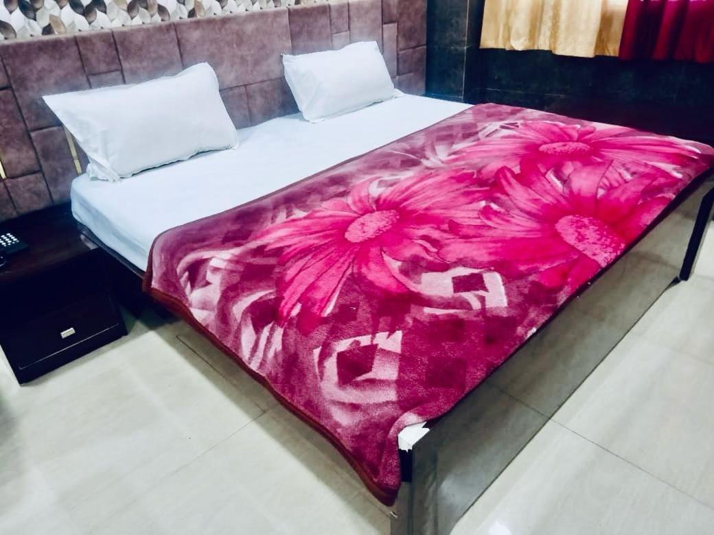 Hotel Vishal Palace Unnao Exterior photo